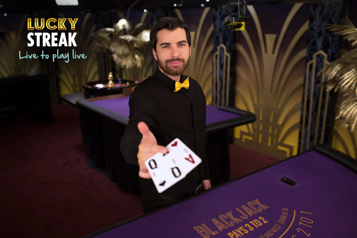 LuckyStreak Casino Dealer